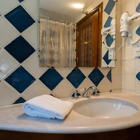 In Elite Residential Area Of فيلة *