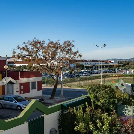 Villa In Elite Residential Area Of Faro