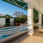 ヴィラ In Elite Residential Area Of ファロ